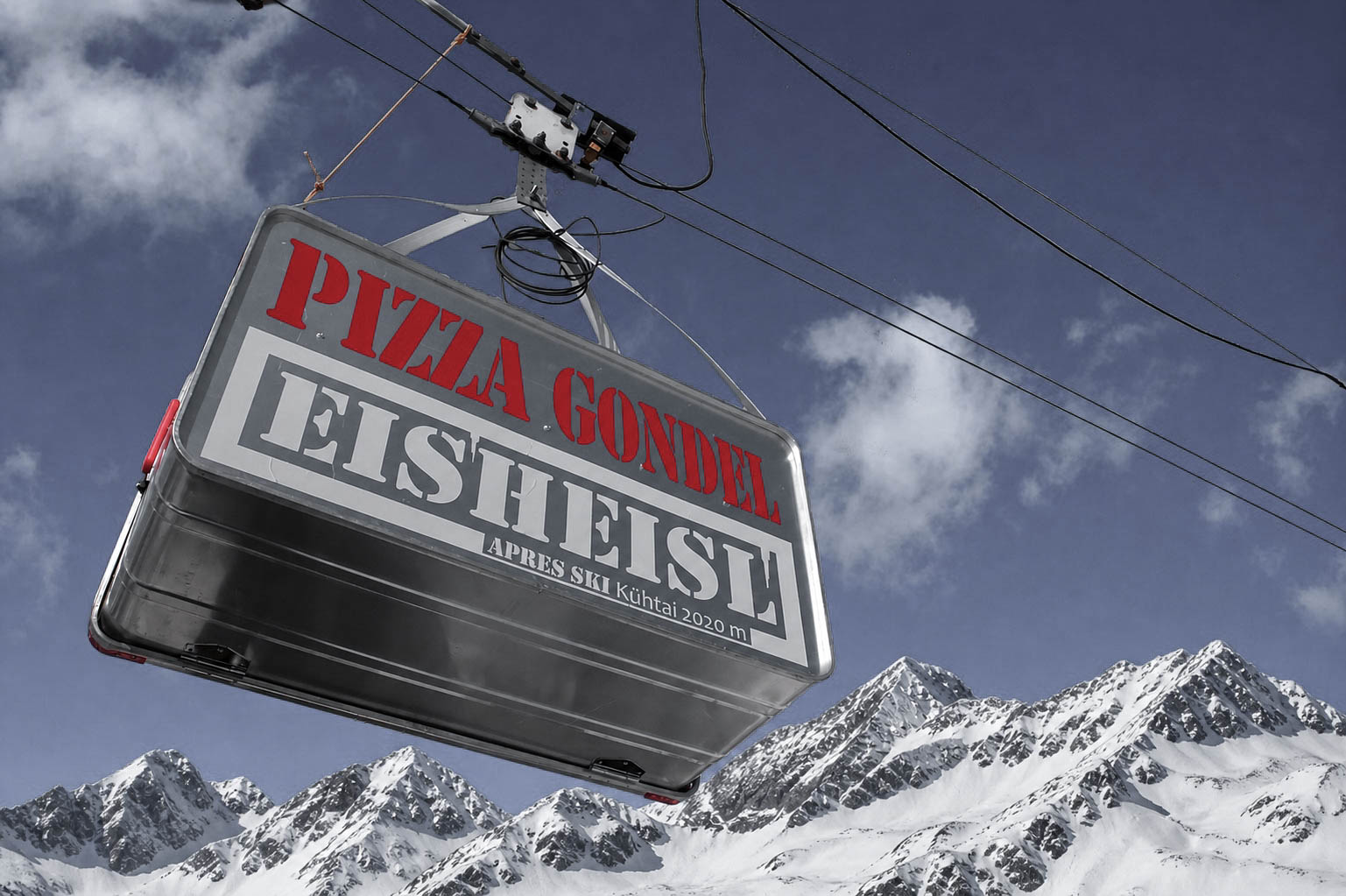 Im Hotel Tyrol in Kühtai in Tirol erwartet dich eine Winterauszeit, die alles verbindet, was einen gelungenen Urlaub ausmacht. Direkt im Skigebiet gelegen, genießt du Ski-in Ski-out und startest entspannt in deinen Skitag. Familienurlaub wird hier ebenso besonders wie ein Kurzurlaub zu zweit oder Tage mit Freunden. Schneegarantie sorgt für verlässliche Bedingungen, während Wellness und gemütliche Abende für Ausgleich sorgen. Die ruhige Lage und die klare Bergluft machen den Aufenthalt besonders angenehm. Entdecke alles direkt online und buche bei Moni persönlich, herzlich und individuell. Deine Auszeit auf 2.020 Metern wartet.
